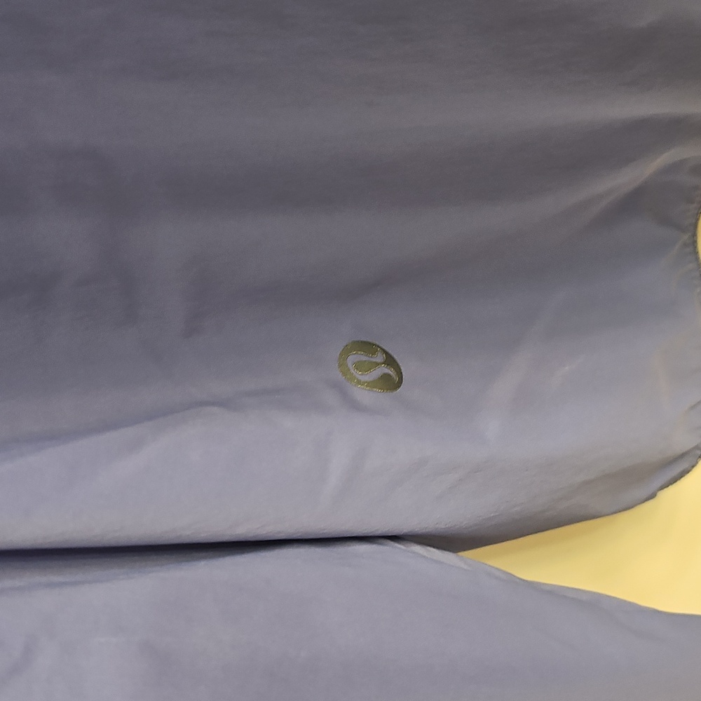 Lululemon Mens Blue Lightweight Jacket - Picture 4 of 5